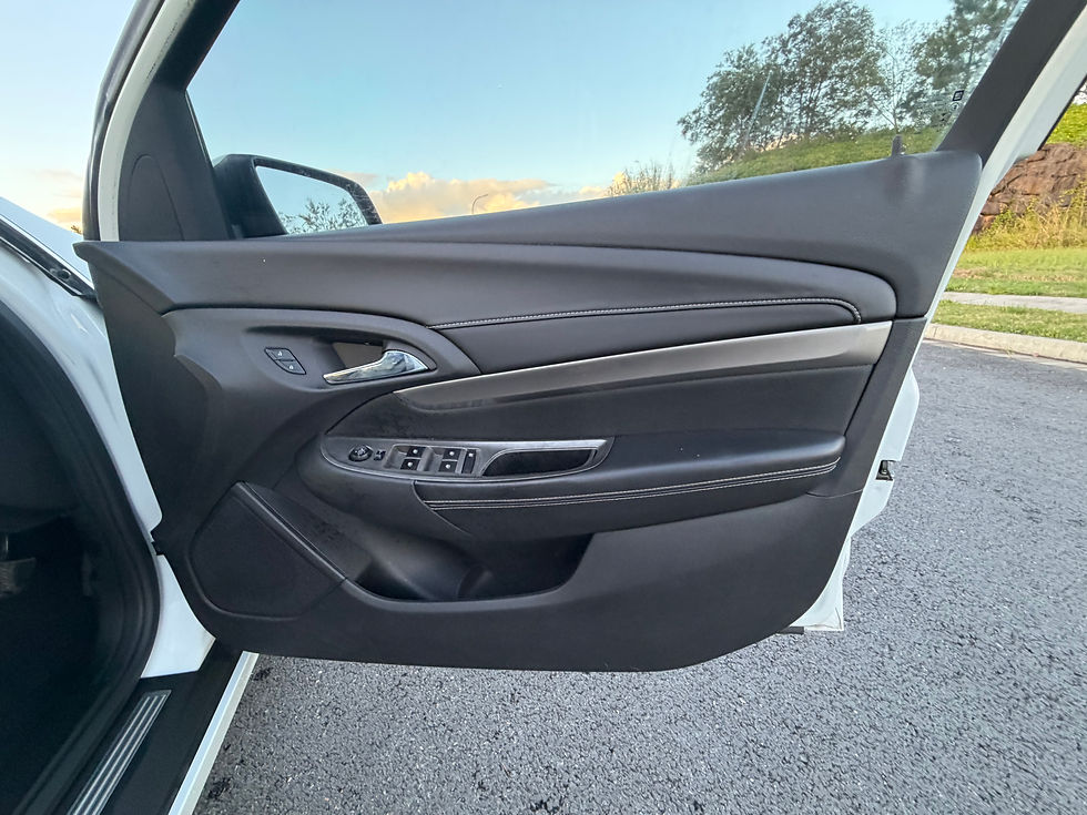 Thumbnail: Holden commodore for whom Vf international low km 