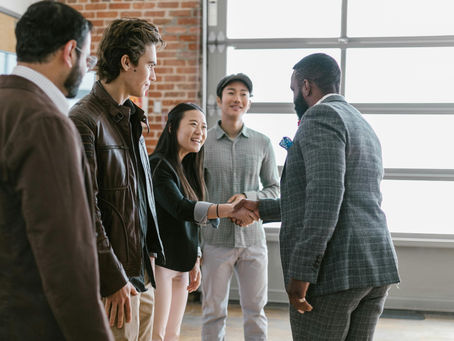 CPA assisting a New Jersey e-commerce business owner with bookkeeping and online sales tax compliance.