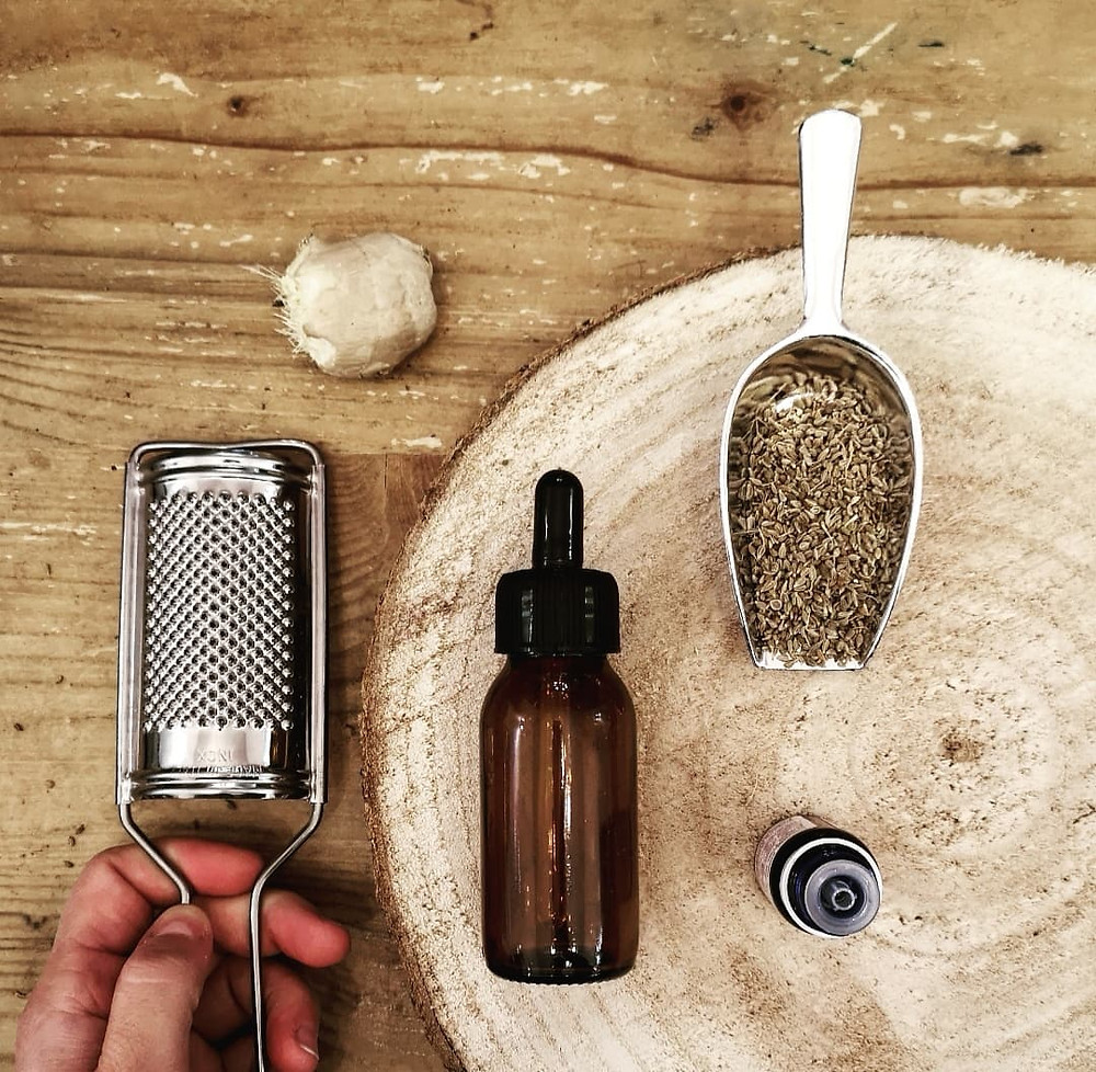 BIEN-ÊTRE : Huile de massage aromatique x Confort & Ré-équilibre Digestif / INES LE TIROIR AUX ESSENCES