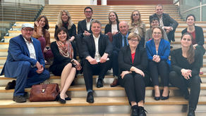 „Den Hund in die Mitte des Parlaments bringen“