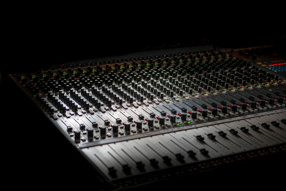 Audio Mixing Console