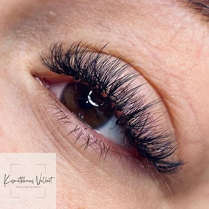 Grau Minimalist Kalligraphie Herz Foto Karte Quadrat(1).png