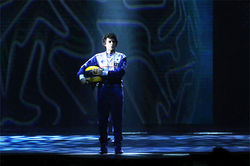 1510753697_o-fuxico-famosos-conferem-musical-sobre-ayrton-senna-em-sessao-para-convidados