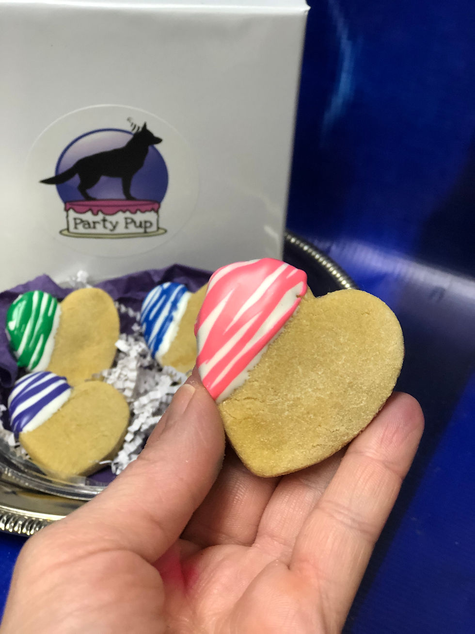 Thumbnail: Gluten-free/Grain-Free Yogurt Dipped hearts 