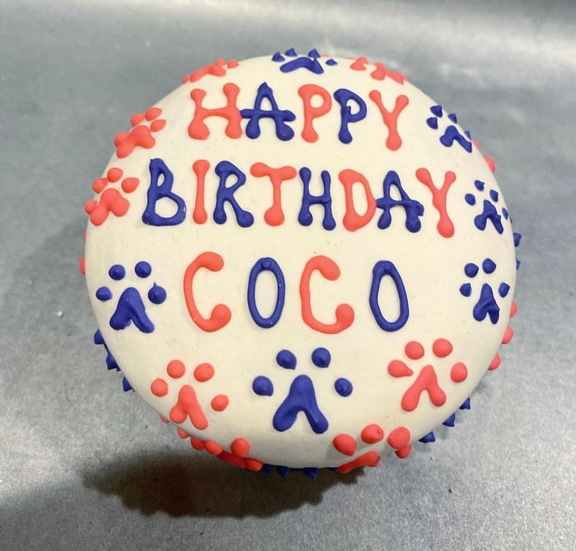 Thumbnail: Paw Print Party Pup Cake 