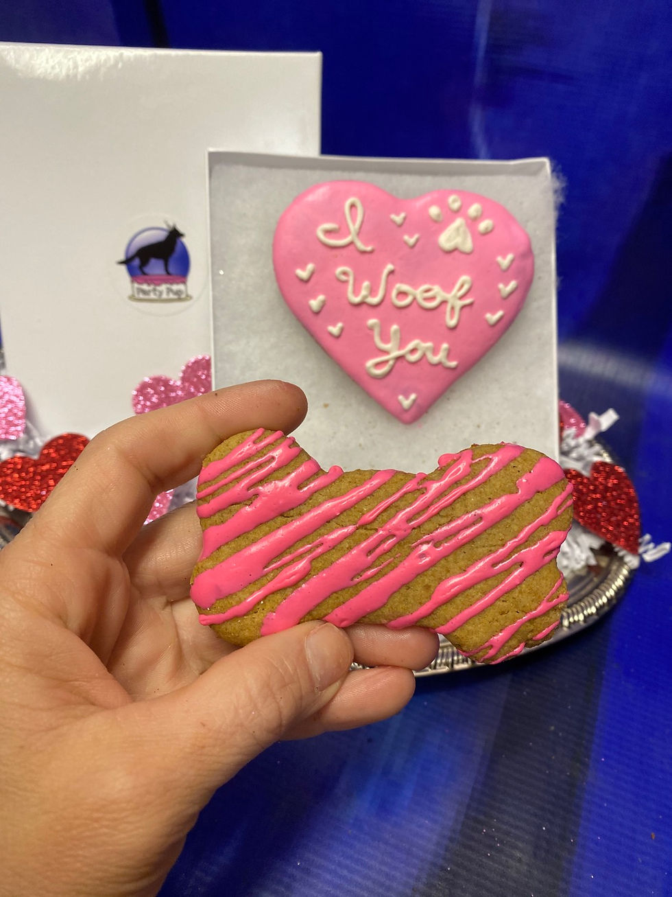 Thumbnail: I woof you pink 