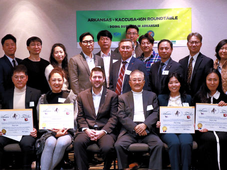 IGN Members visiting with Clint O’Neal, Executive Director of the Arkansas Economic Development Commission