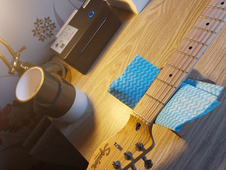 SQUIER TELECASTER ELECTRIC GUITAR RESTRING, CHECK-OVER SERVICE