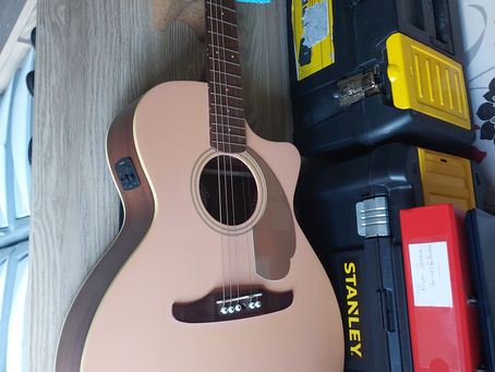 FENDER NEWPORTER SET UP AND REPAIR: STRING HEIGHT, NECK ADJUSTMENT, RESTRING