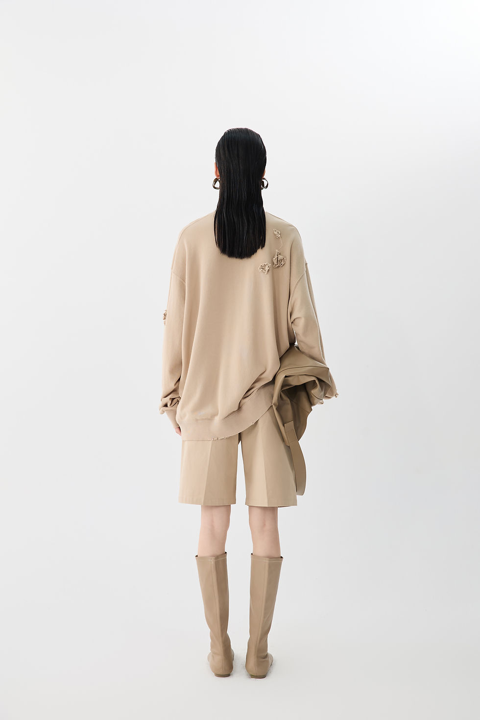 Thumbnail: Decorated sweatshirt