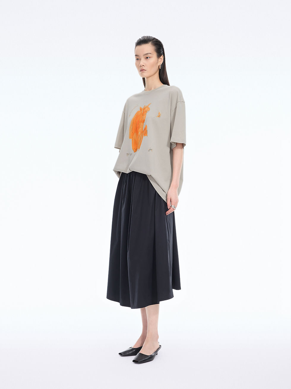 Thumbnail: Loose pony graphic cotton tee