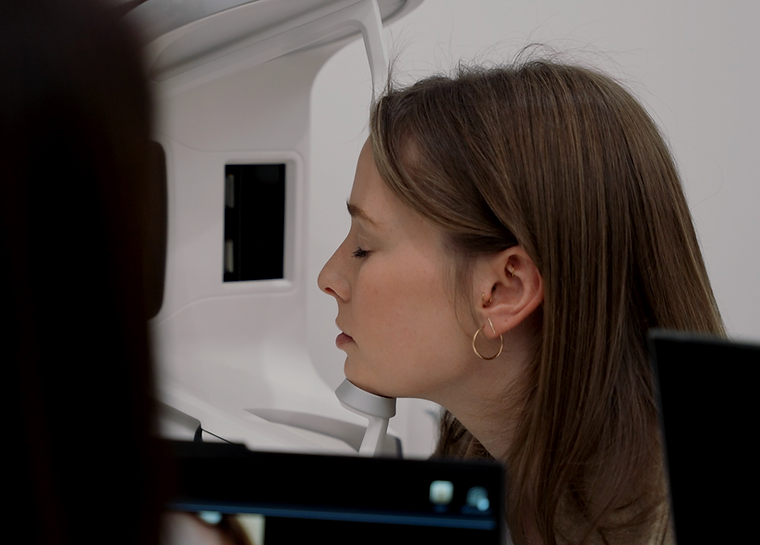 face scan image at the lab clinic