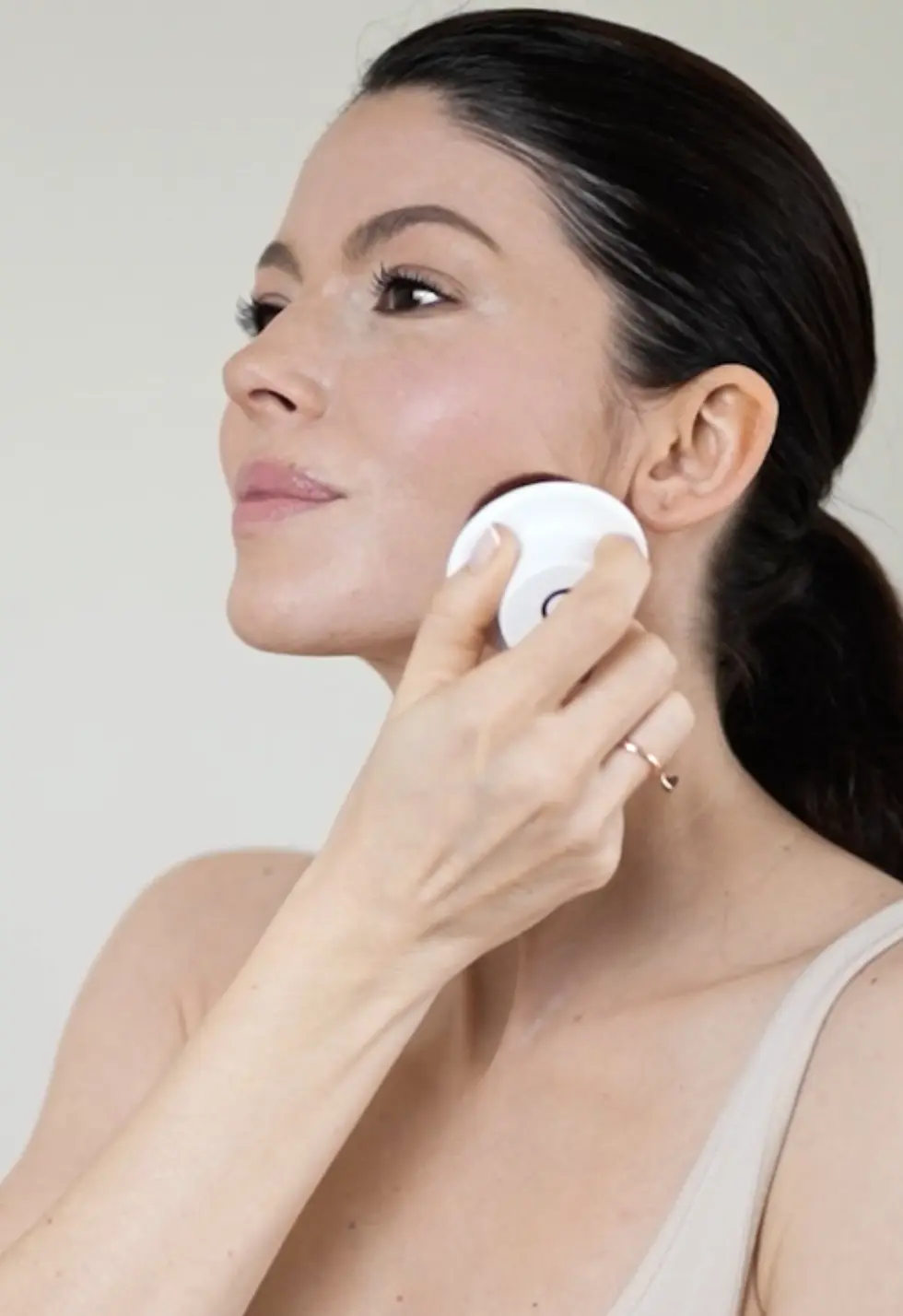 Thumbnail: Univerksin - The Sunscreen Powder SPF50+