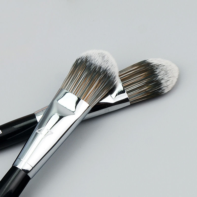 Thumbnail: KSHBO - Makeup Base Brush Set (2 Pieces)