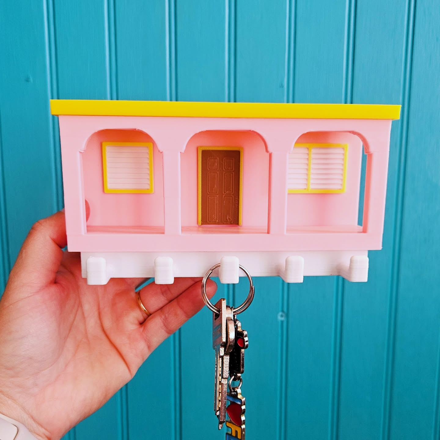 Porta Llaves Casita Estilo Bad Bunny