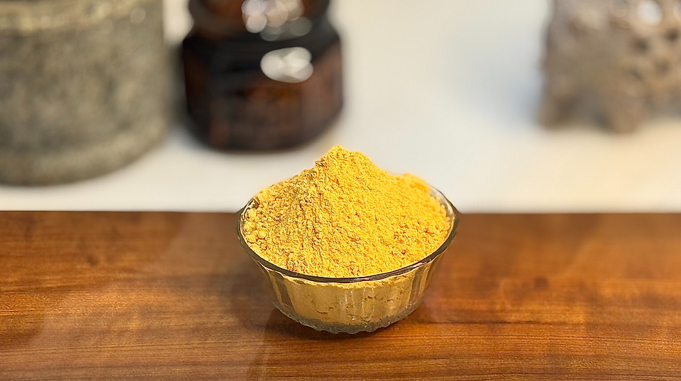 A small bowl of Pappula Podi, ready for dipping idlis.