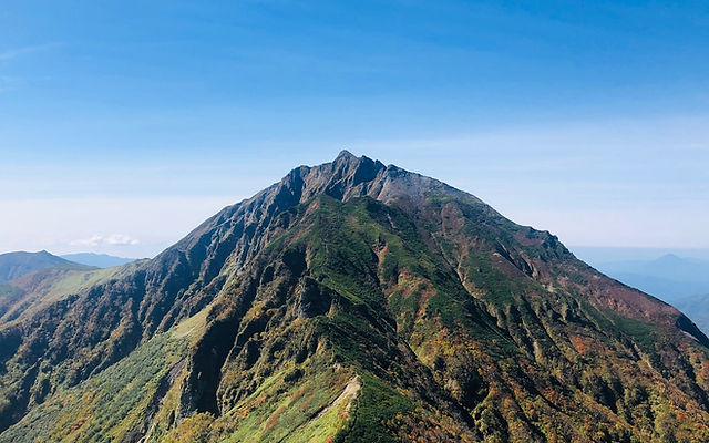 ニペソツ一泊ガイド登山 | 北海道の登山ガイド コル