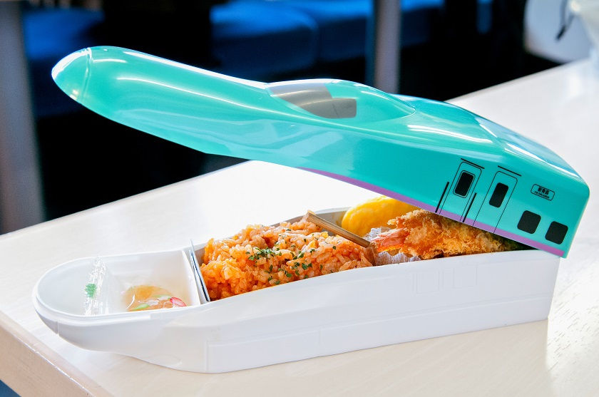 https://www.jrpass.com/blog/guide-to-ekiben-the-best-bento-box-for-on-the-train