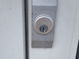 Commercial lock change