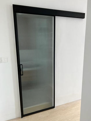 Slim Edge Frame Door