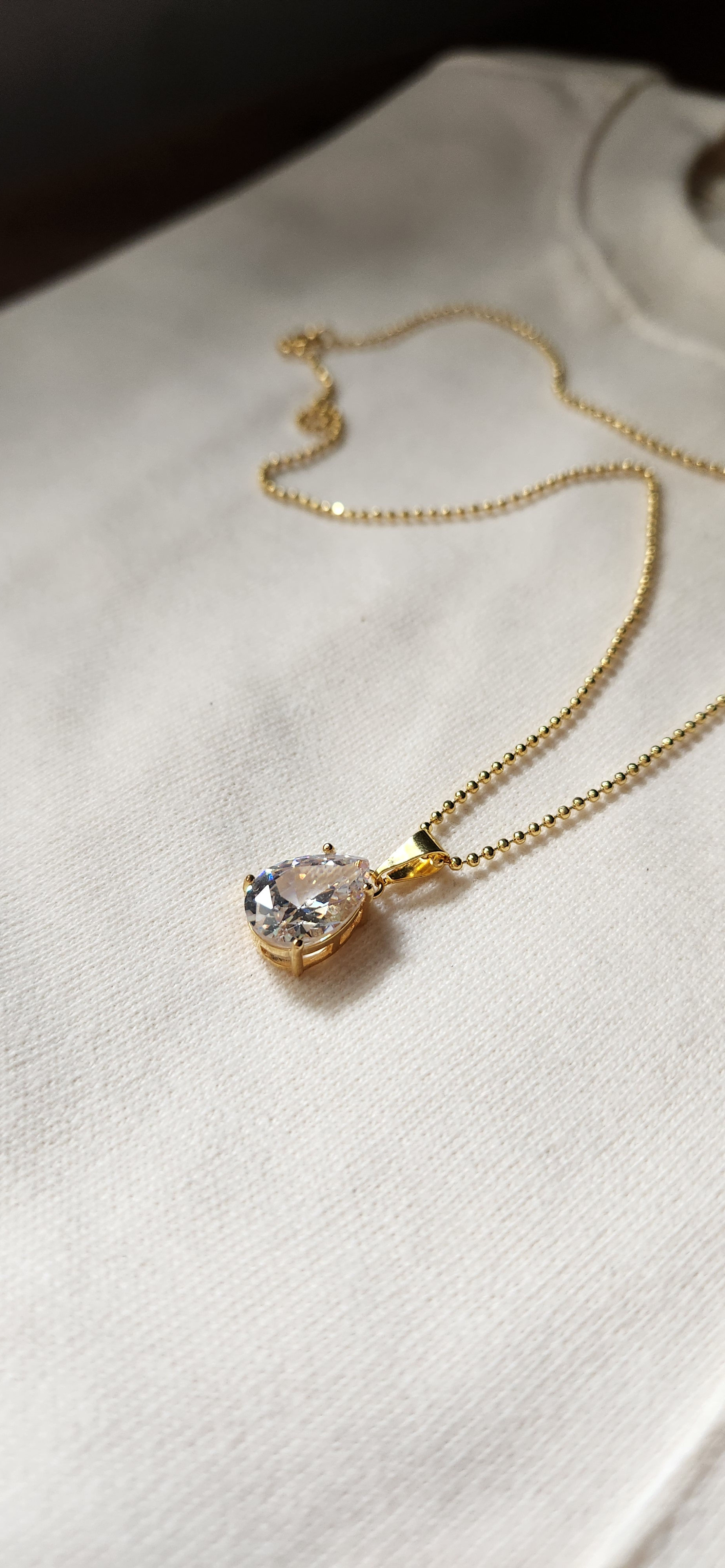 Colar com Pingente Zircônia