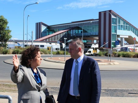 Opposition lays down infrastructure plans