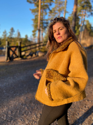 Curly Cuff Jacket | rilleruth