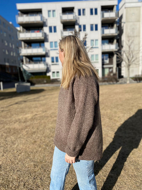 Thumbnail: Ruth Pullover