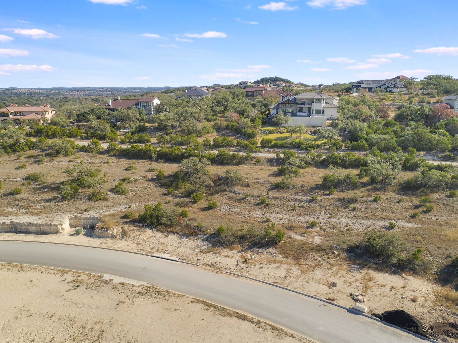 Lot 40 Henness Pass // The Canyons at Scenic Loop // San Antonio