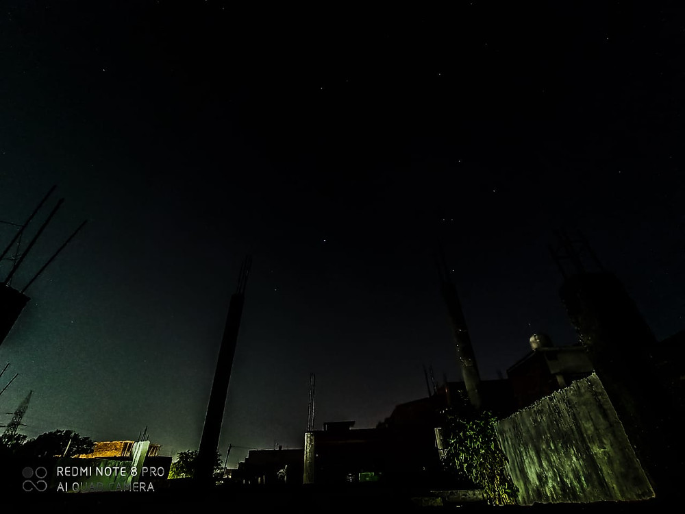 a below red wide dot is an ISS