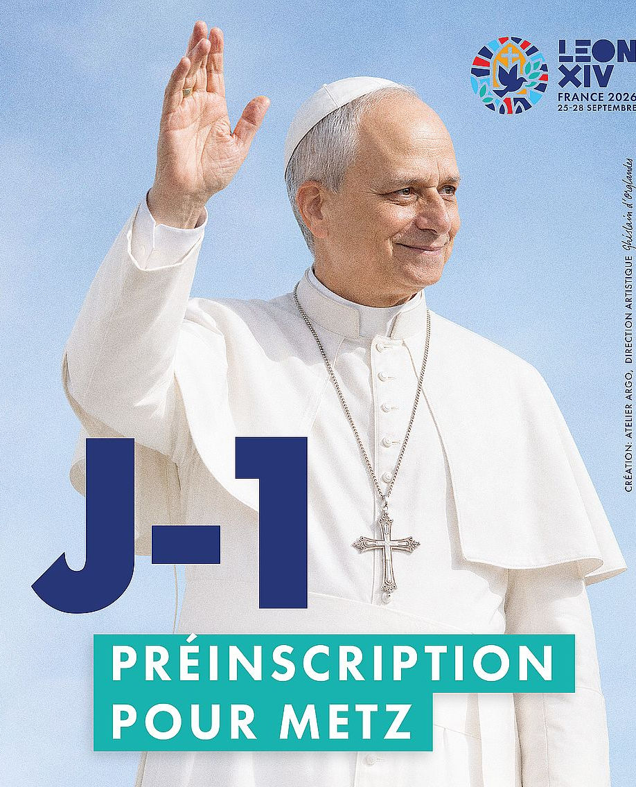 Inscript Pape Leon J-1_edited.jpg