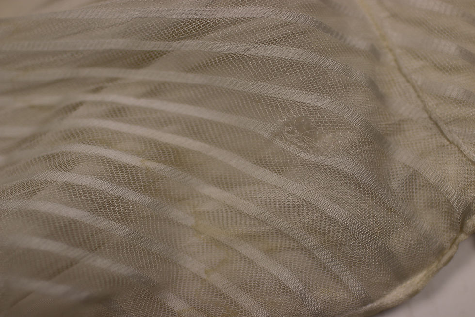 Thumbnail: 1940s Bustier Mesh  Wedding Dress - Size S