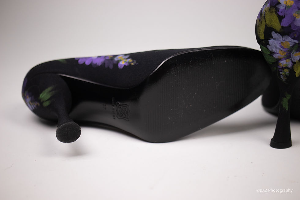 Thumbnail: 1990's DOLCE & GABBANA Painted Silk Pumps - Size 37