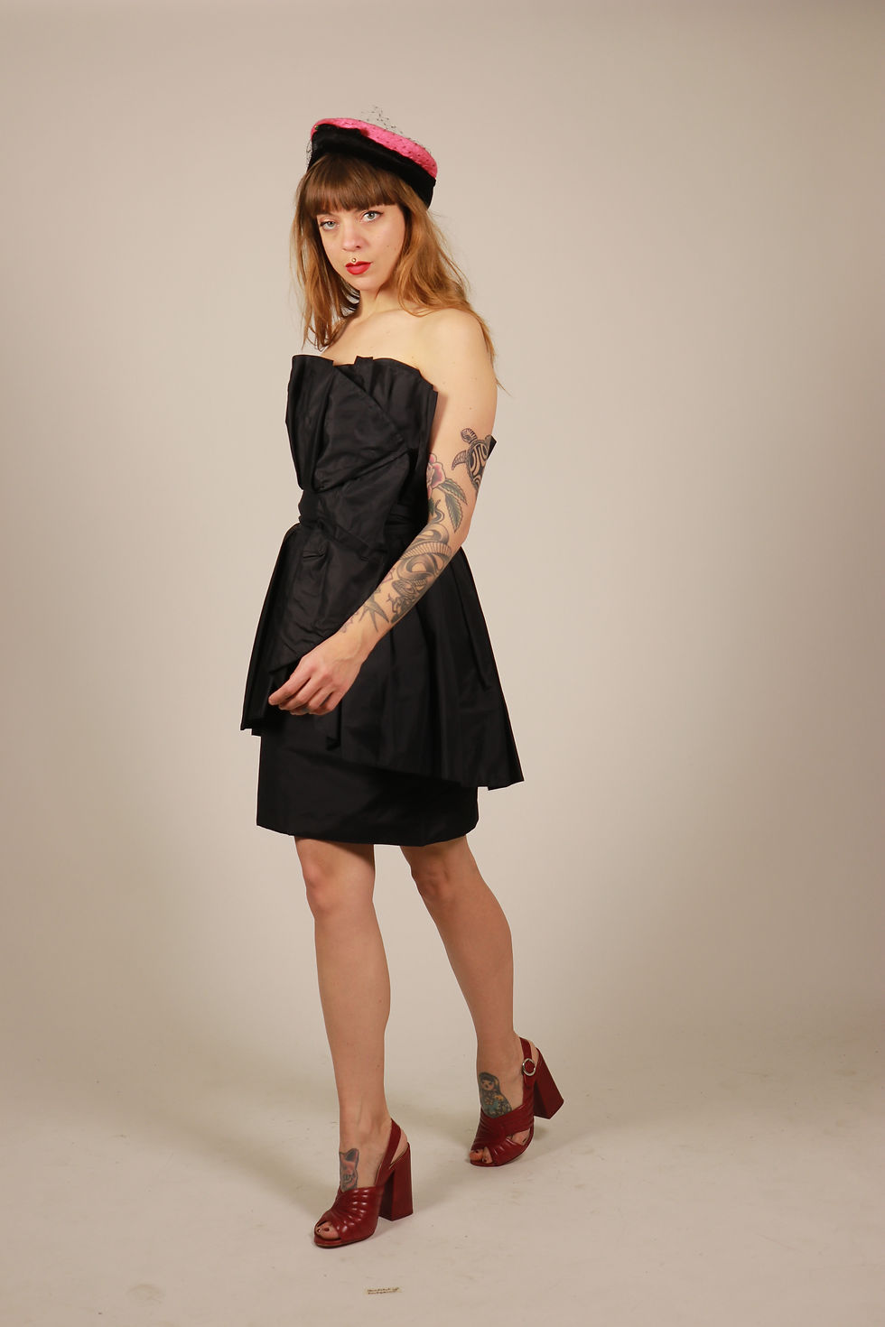 Thumbnail: 1980s LORIS AZZARO Black Silk Mini Evening Dress - Size Xs/S