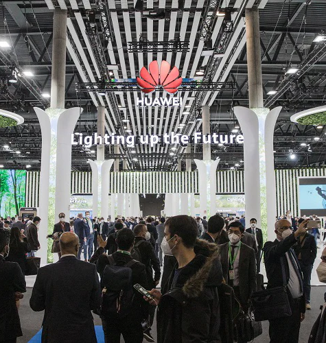 Huawei commits to invest into foundational technologies to reshape the technological paradigm