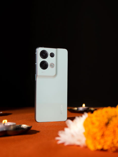 Let OPPO’s Reno8 Pro 5G illuminate the path to creating memorable moments