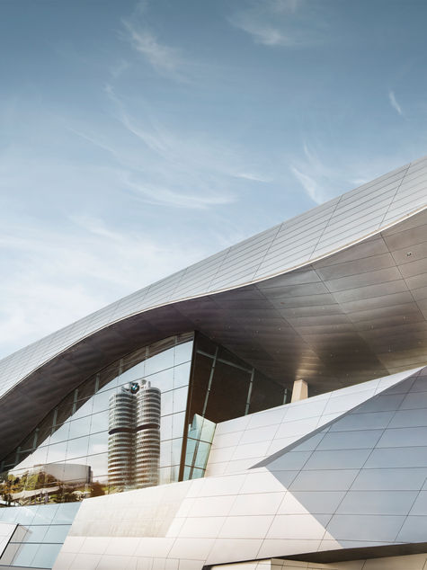 Profitable first half-year – BMW Group stays on course in difficult environment