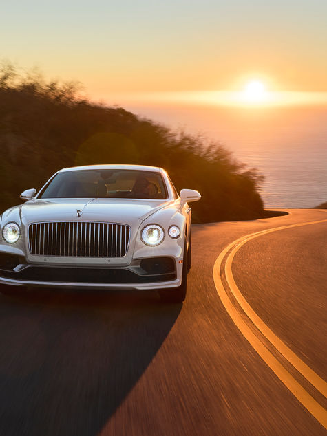 Bentley - FLYING SPUR ELECTRIFIES IN BEVERLY HILLS