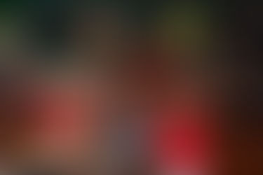 If you love sports, head on down to O’Learys and show your true colors for amazing F&B offers