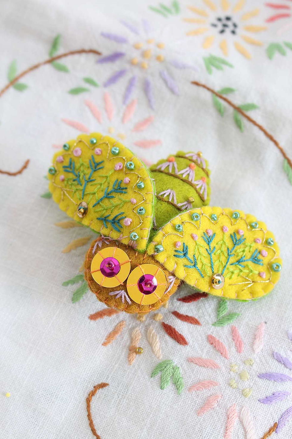 Thumbnail: Build-A-Bug embroidery pattern PDF