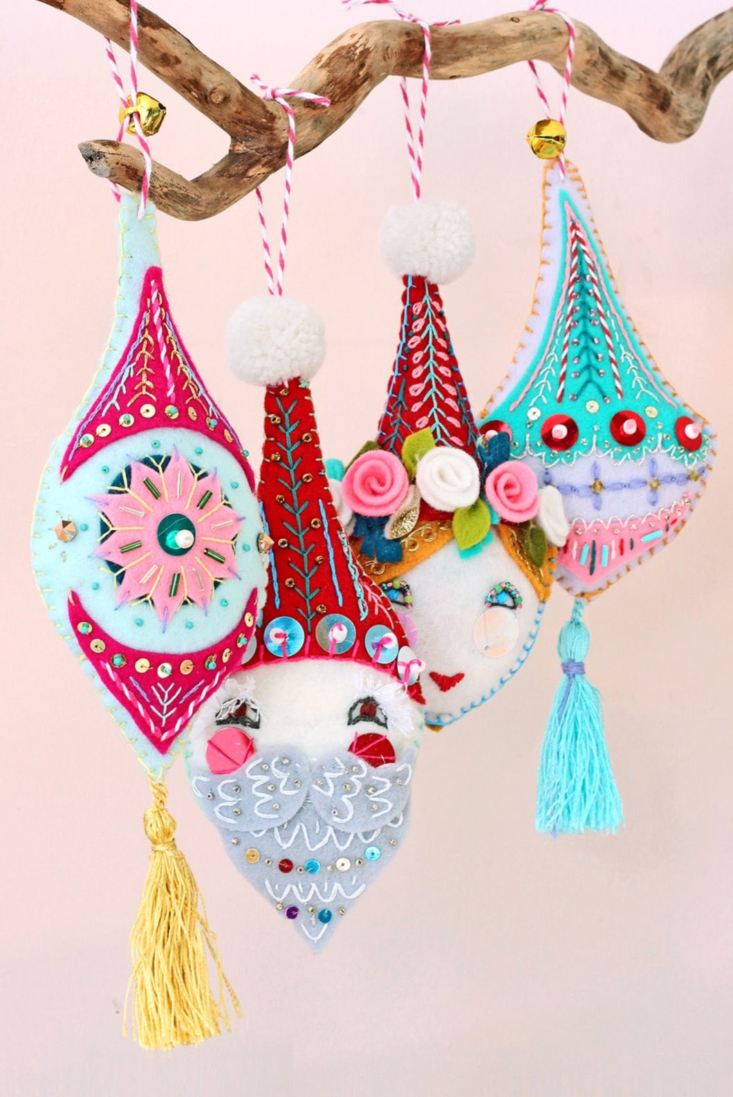 Retro decorations embroidery pattern PDF