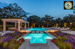 <img src=”stunning-contemporary-backyard-Glen Head.jpg” alt=””/>