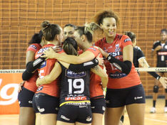Sesi Vôlei Bauru vence Pinheiros e lidera o Paulista