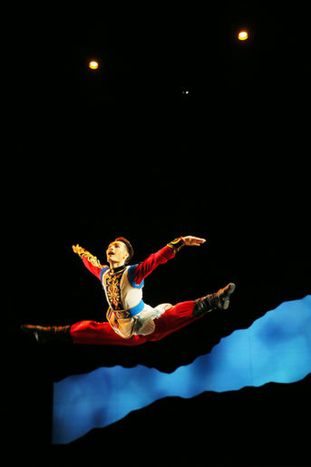 [中] 香港舞蹈團《絲路如詩》編排富創意