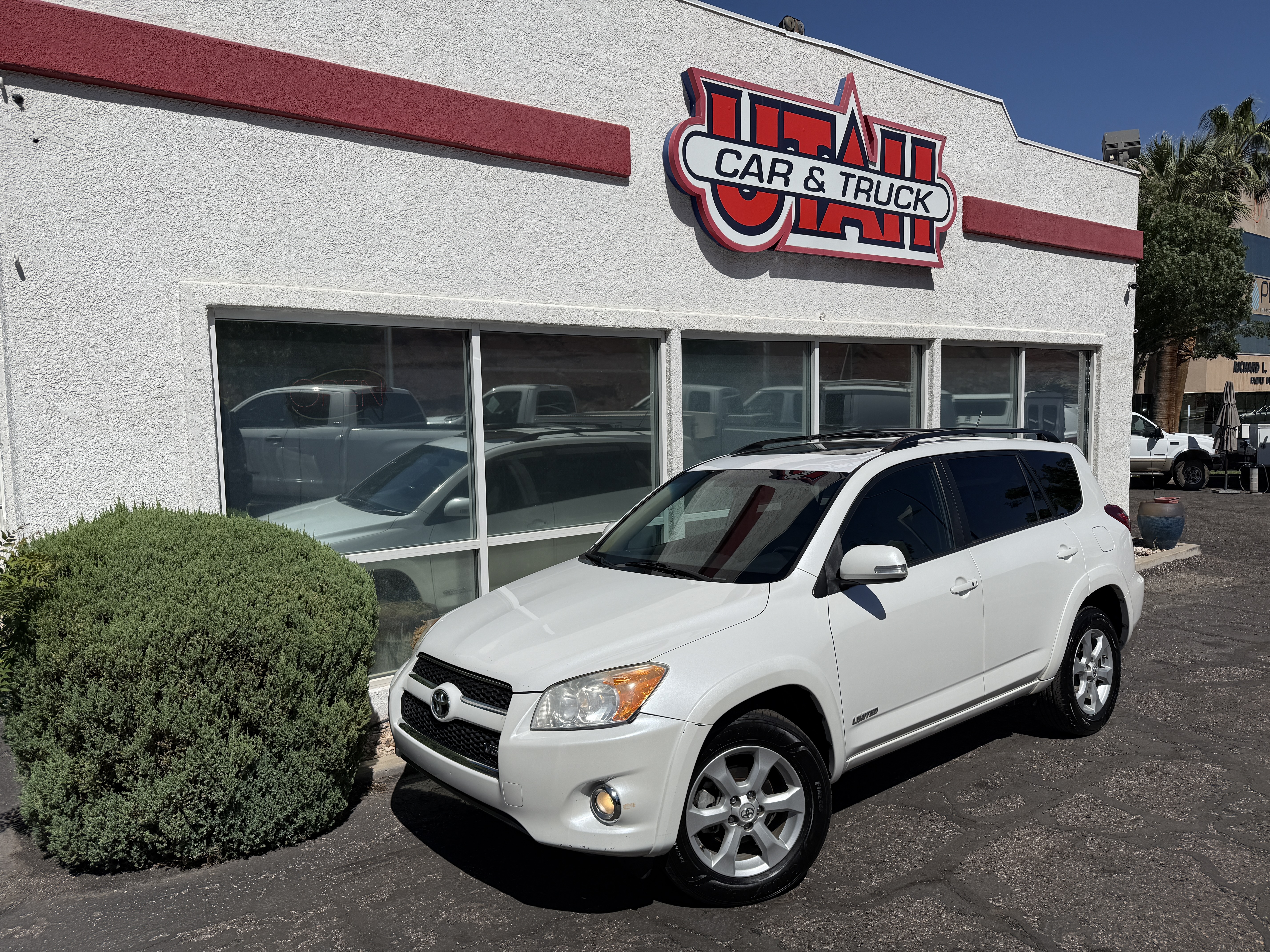 2011 Toyota RAV4 Limited 4x4 V6's photo