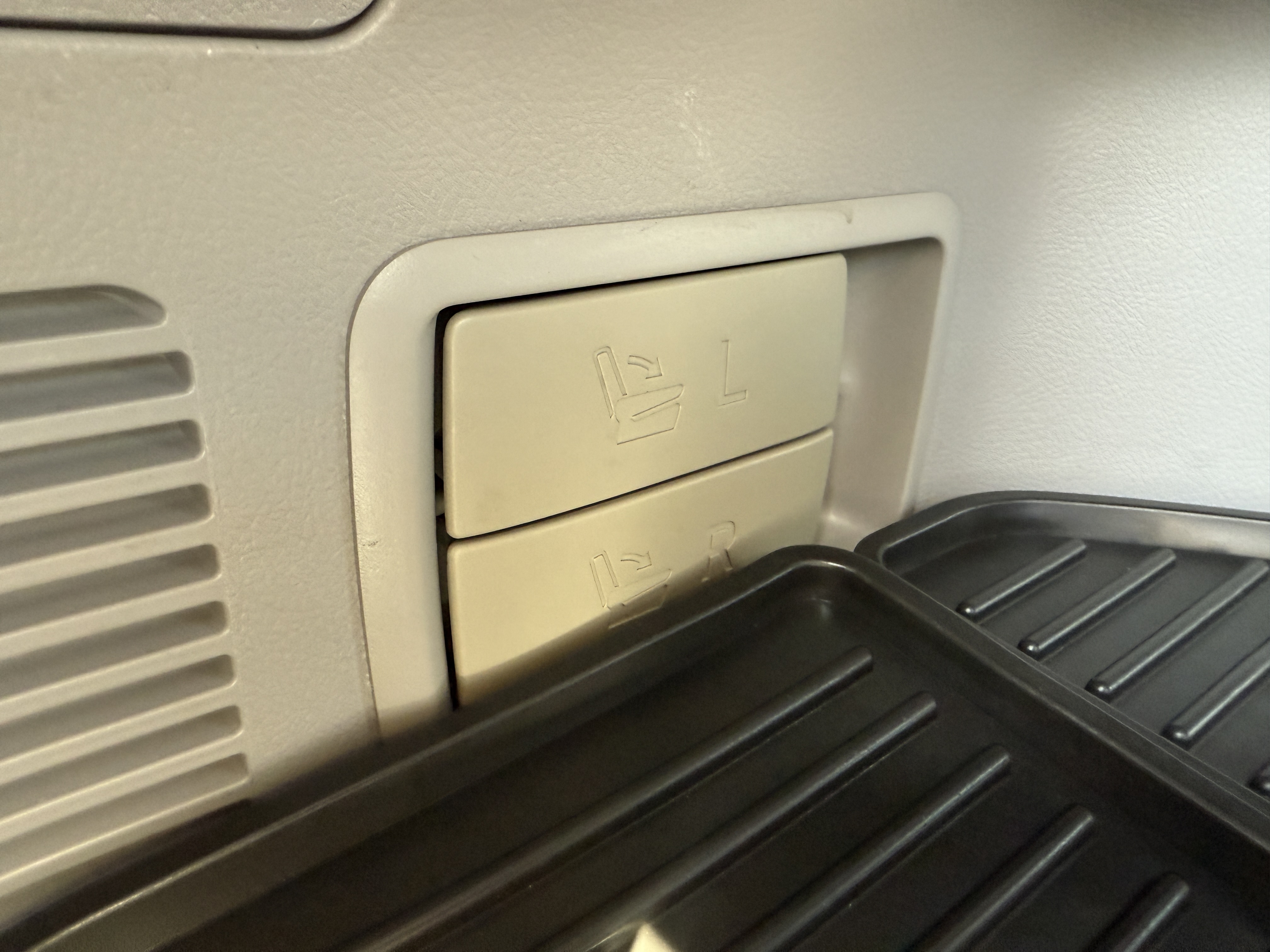 2008 Toyota Highlander Sport - Photo 17