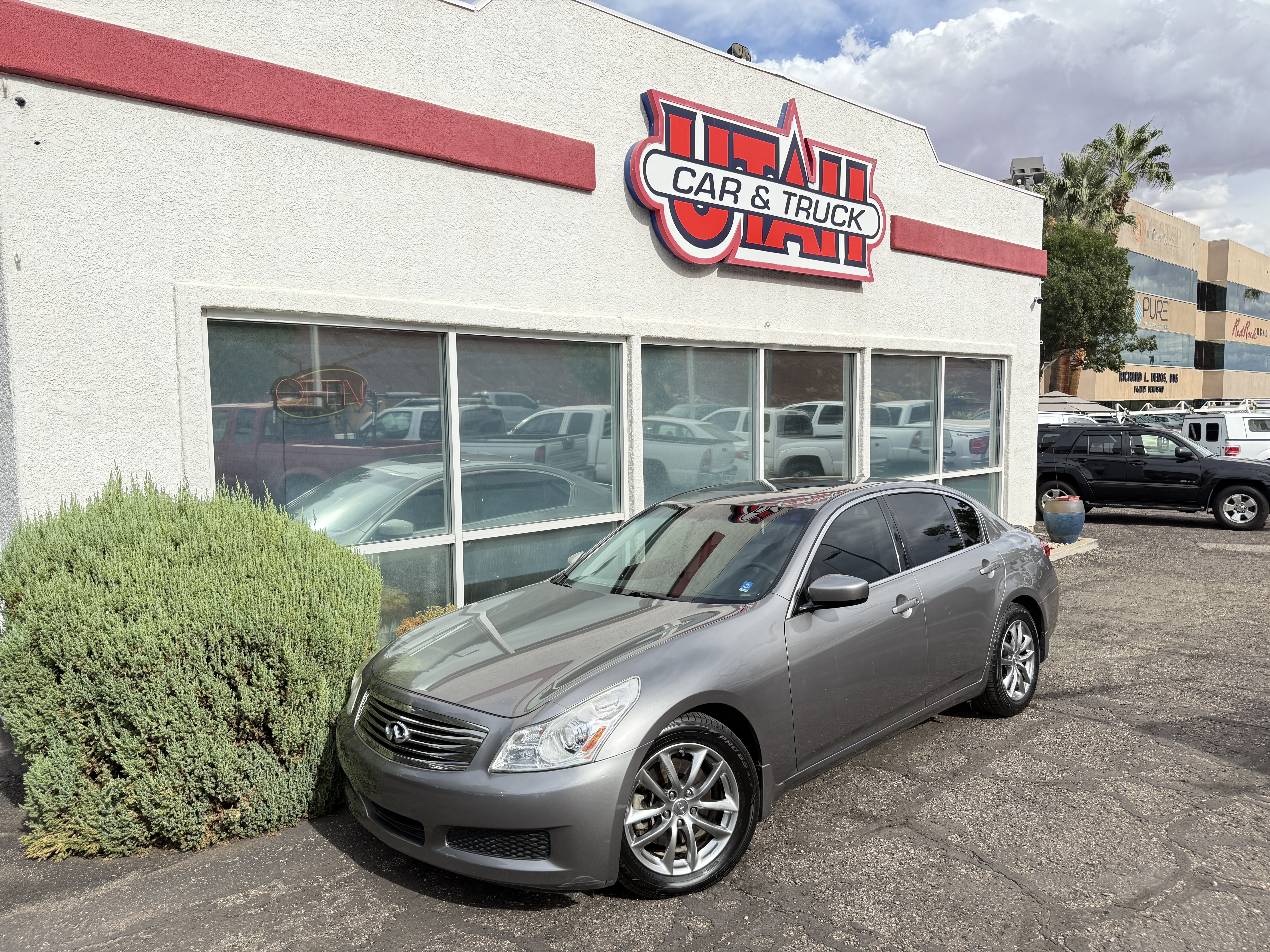 2009 INFINITI G Sedan 37 Journey