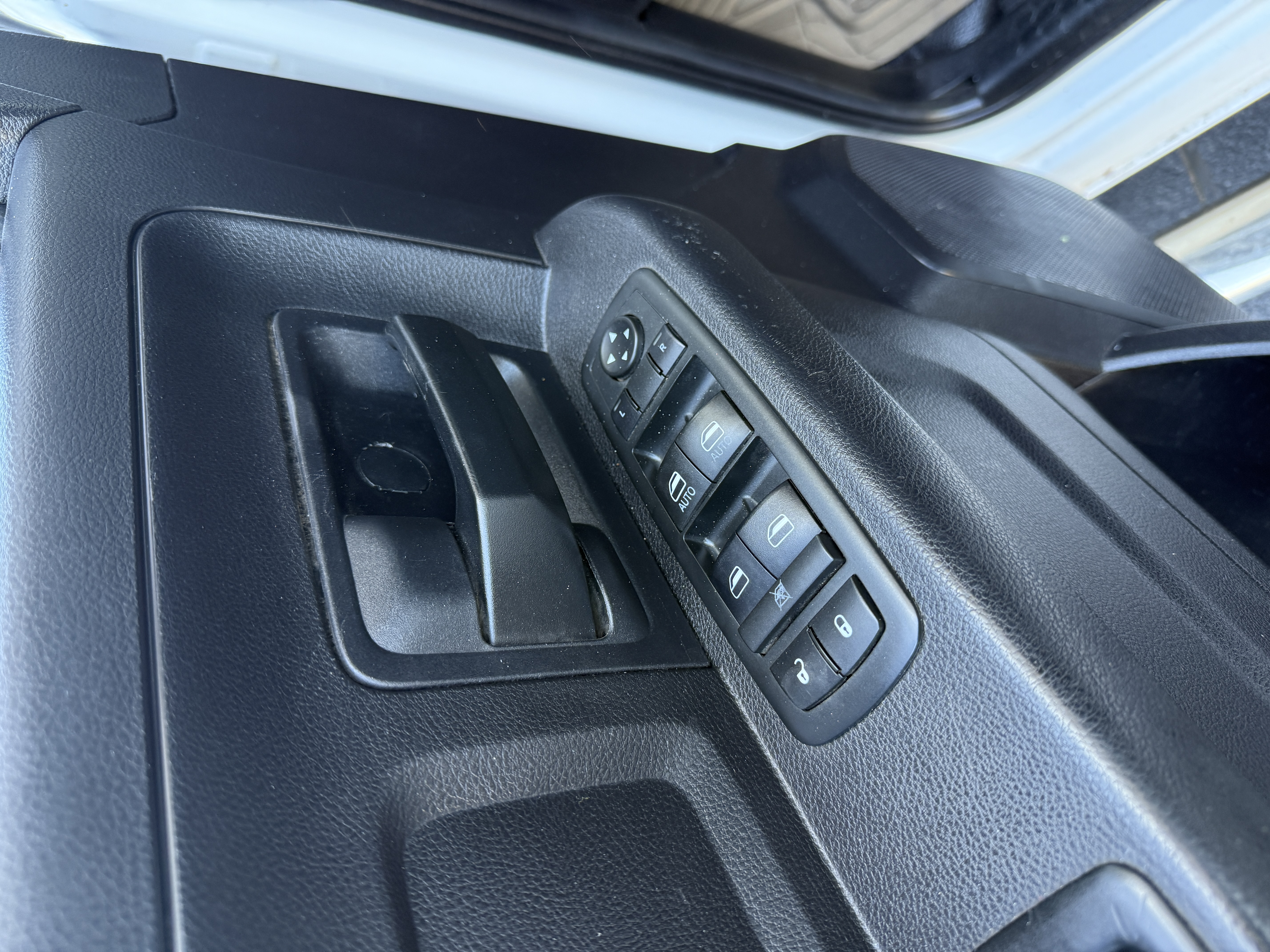 2017 RAM 5500 - Photo 28