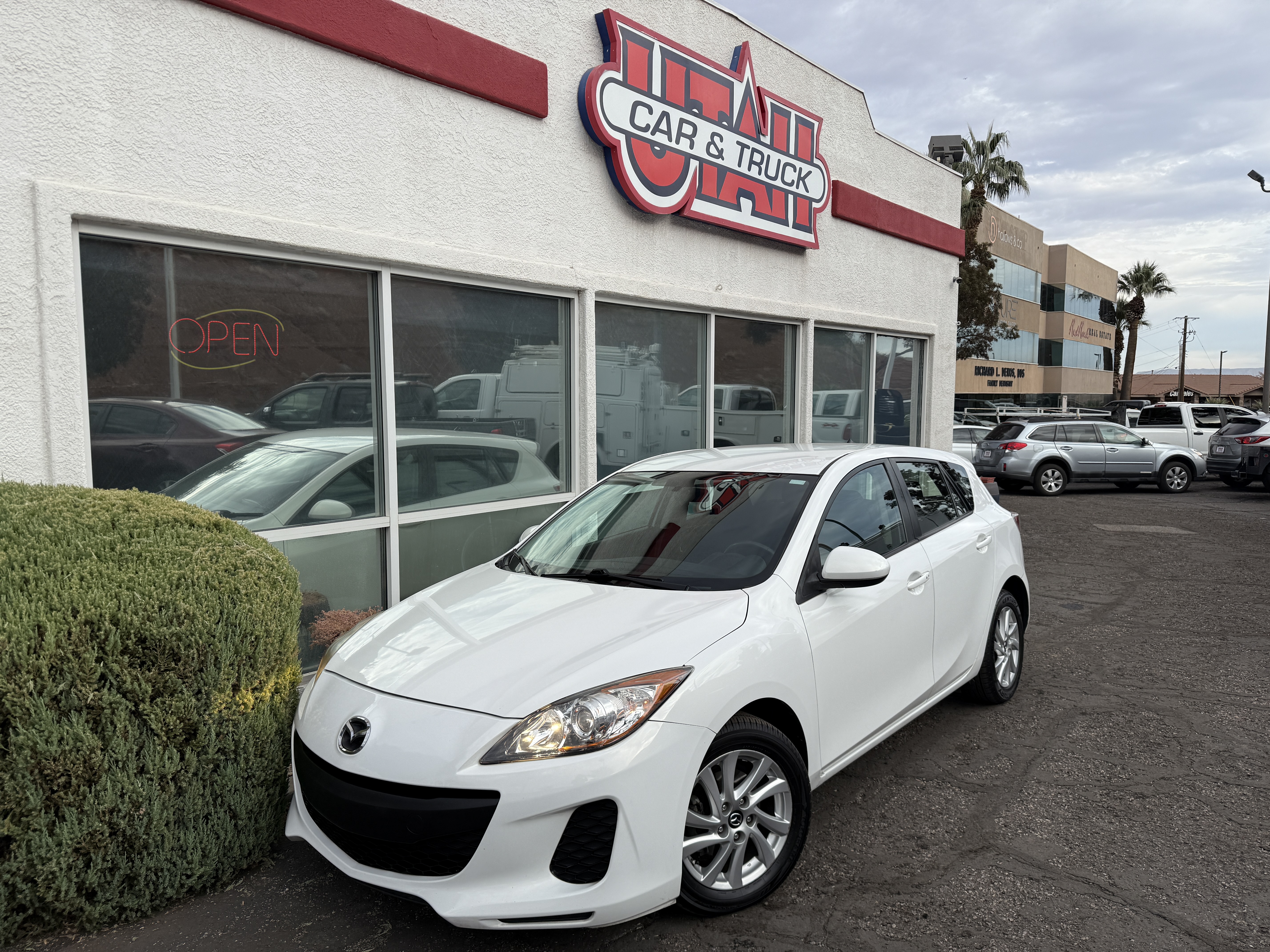 2013 Mazda MAZDA3 i Touring