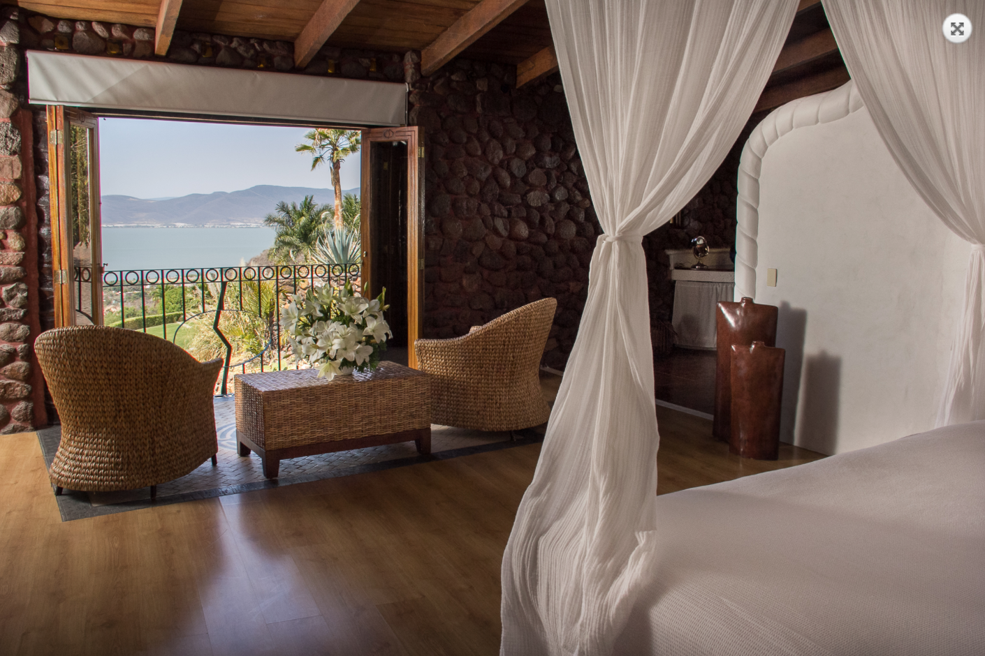 Hotel Luna Santa Ana
